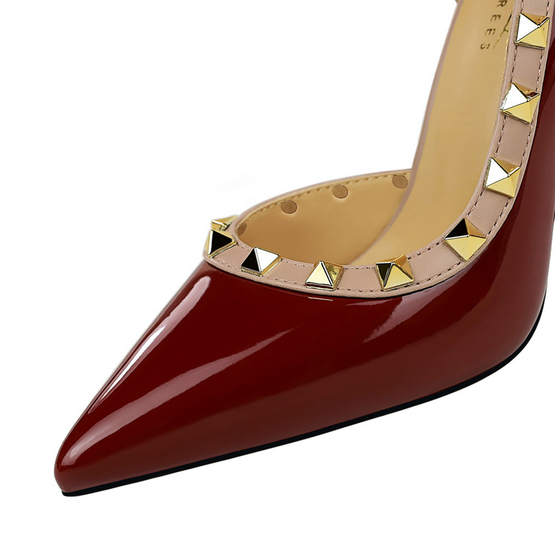Sexy Women Pumps Rivet Design  - đánh giá và giá Shoe Tree